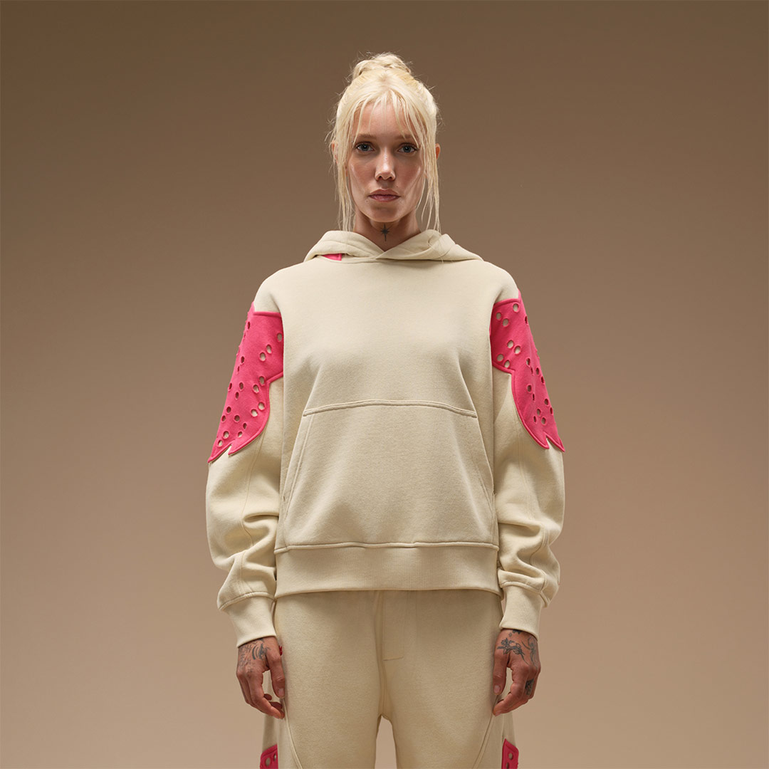 Perferated Hoodie Pink